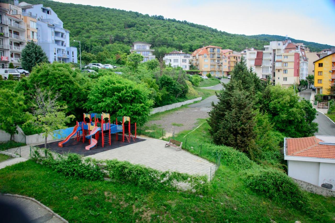 Вила Дари Свети Влас Sveti Vlas Exteriör bild